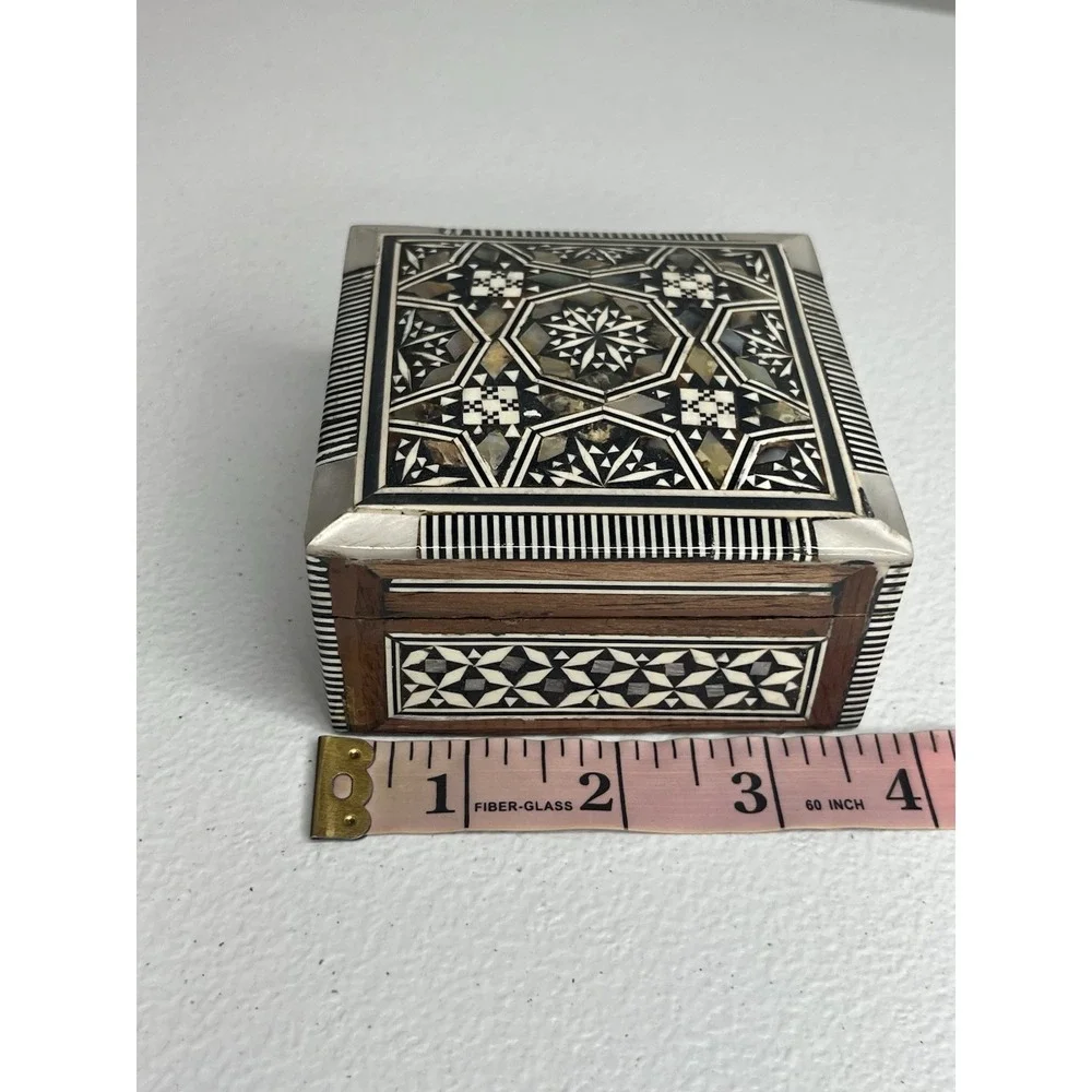 Vintage Inlaid Mother of Pearl Jewelry Trinket Wood Box‎ Square Egyptian